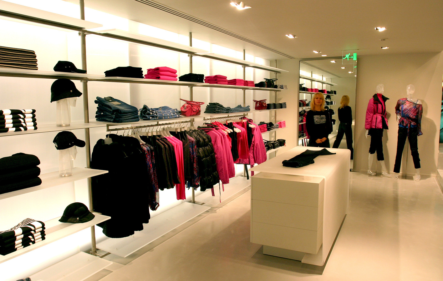 armani jeans website